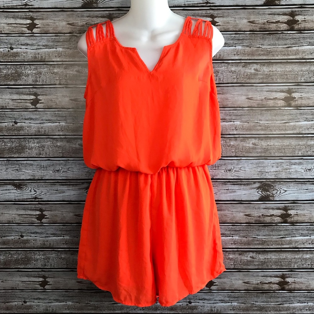 Doe & Rae Orange Romper Sz M